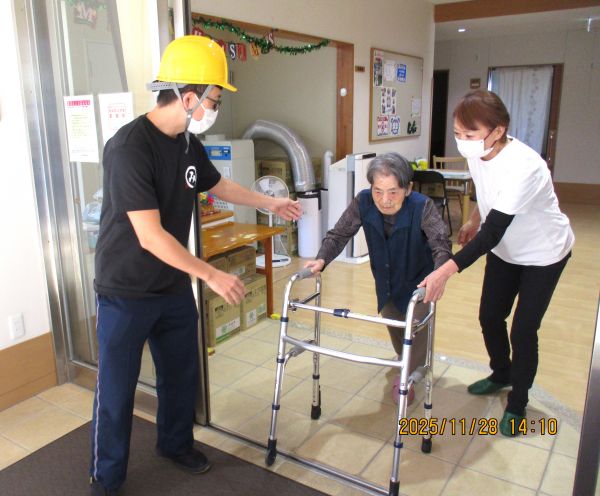 デイサービスへ避難誘導開始 デイサービスへ避難誘導開始