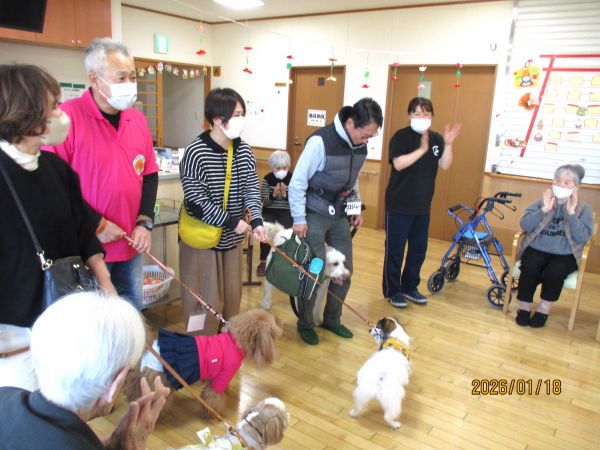 あいちセラピードッグの会 あいちセラピードッグの会